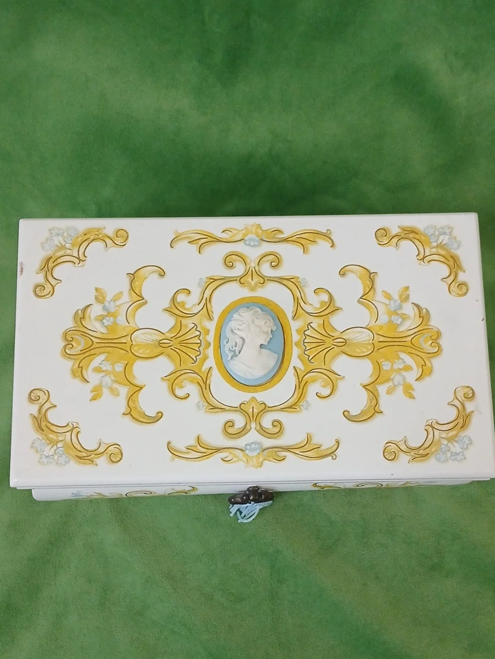 Ornate Vintage Avon  White Jewelry Box with Gold Accent and Cameo